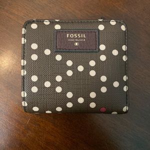 FOSSIL wallet